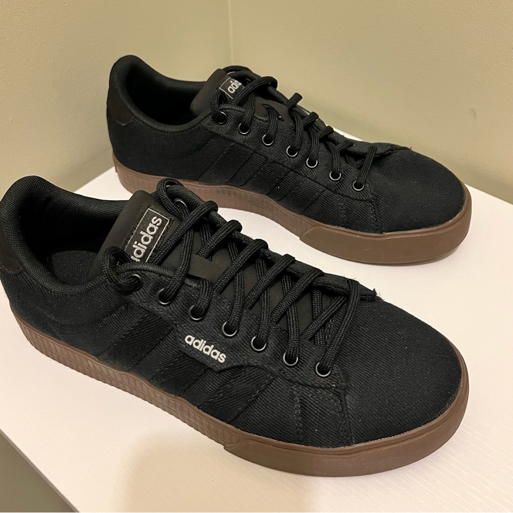 Adidas Daily 3.0 Men's Casual Black Sneaker - Picture 4 of 7